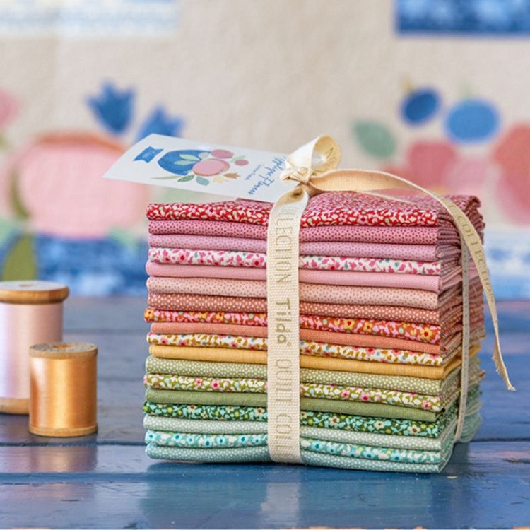 Tilda  Applique Flowers Fat Quarter Bundle 18 fabrics