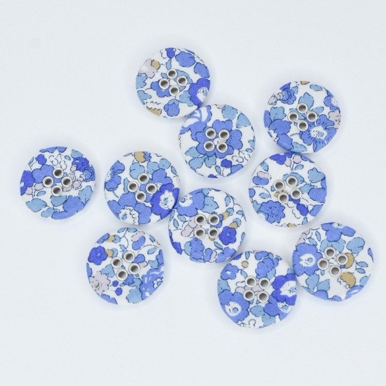 Liberty Tana Lawn 22mm Buttons Betsy Ann G Pack of 10 Buttons