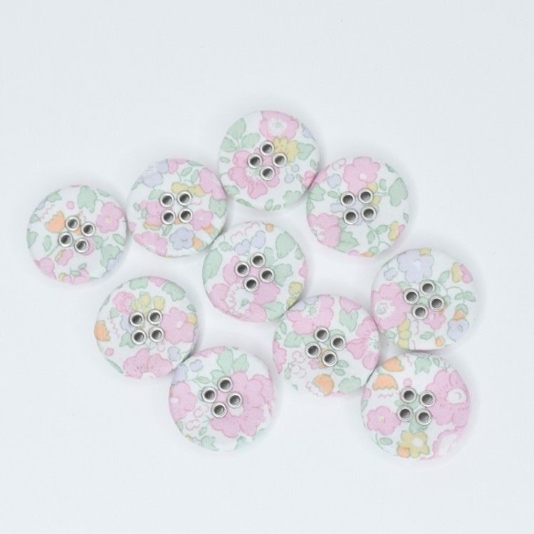 Liberty Tana Lawn 22mm Buttons Betsy Ann H Pack of 10 Buttons